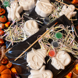 Image Alt Text: Halloween plaster painting kit for kids with paints and brush
